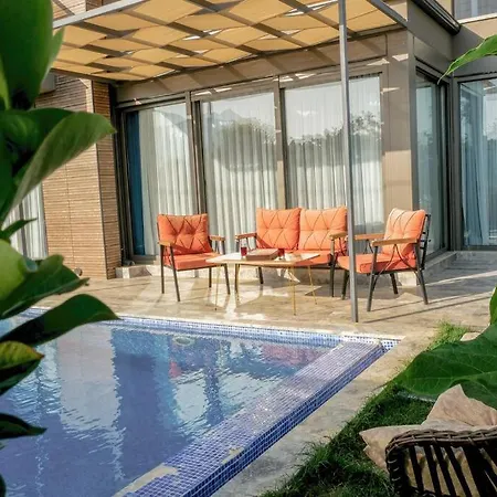 Villa Talia Doga Icinde Jakuzili Havuzlu